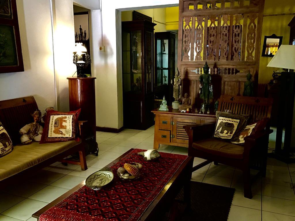 Casa Do Sandalo Boutique Guest House Дили Экстерьер фото