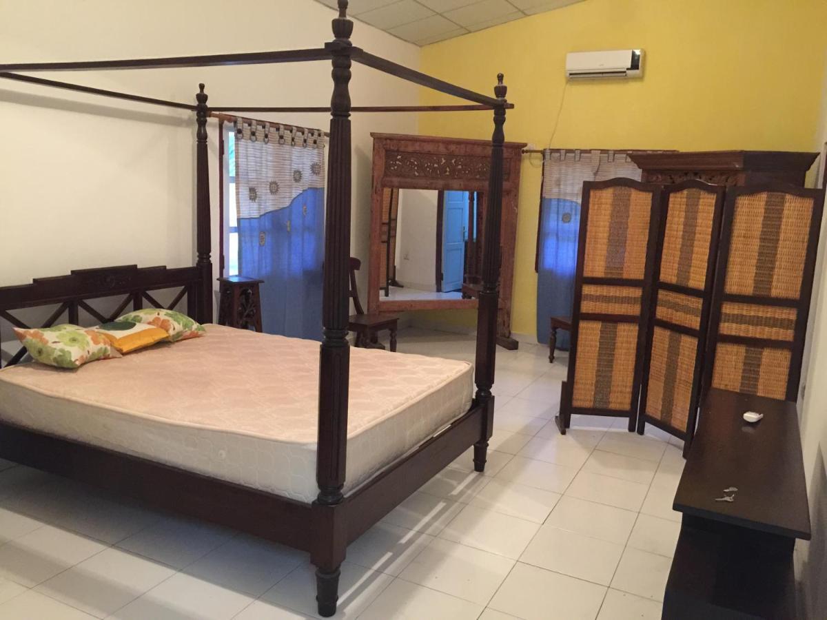 Casa Do Sandalo Boutique Guest House Дили Экстерьер фото