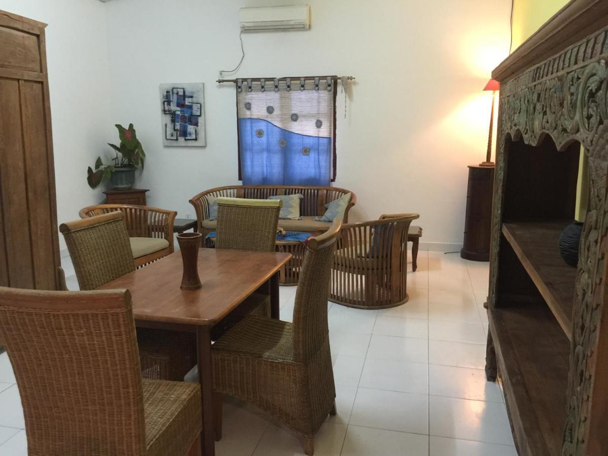 Casa Do Sandalo Boutique Guest House Дили Экстерьер фото